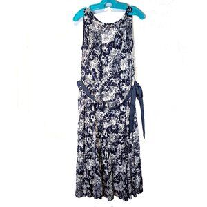 Bellissima Navy and White Floral lace lined dress Size 14